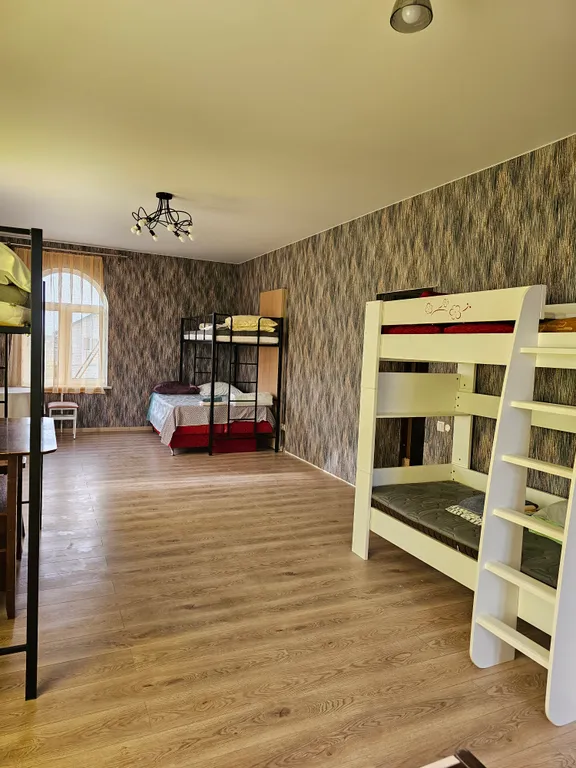 Целый этаж в частном доме в тихом районе