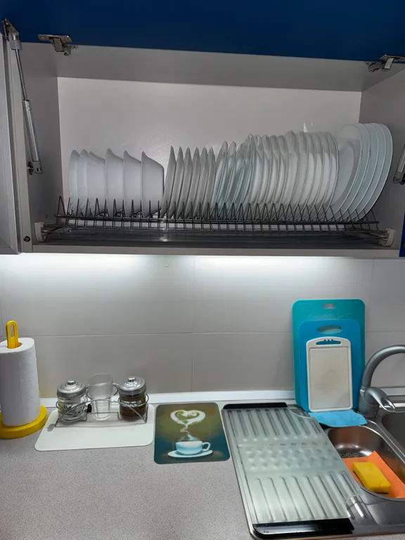 On two levels with two bathrooms