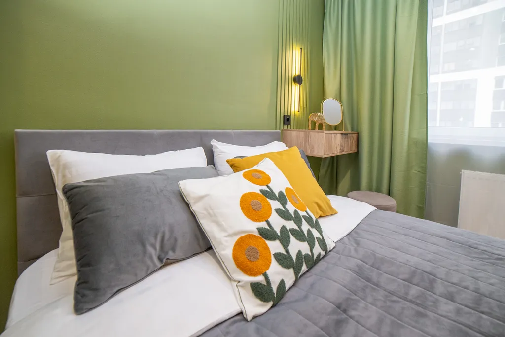 Квартира 1-комнатная с балконом на Отрадной