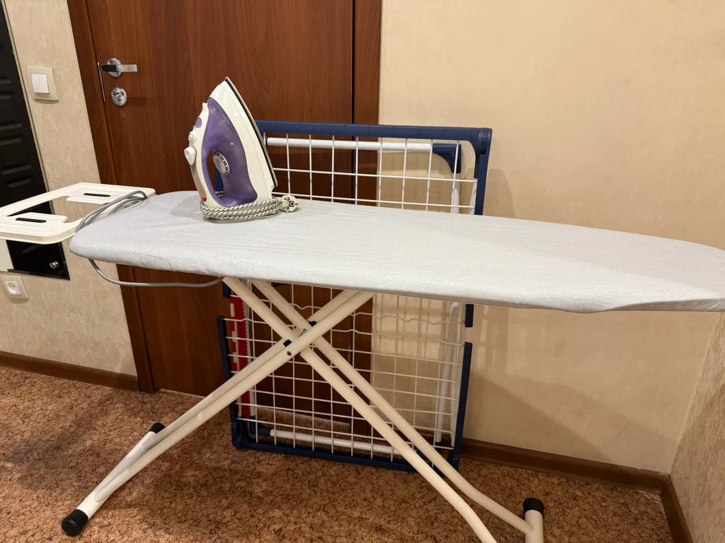 "В Гости!" на Запорожской 53 (1к квартира рядом с БЦ "Сити")