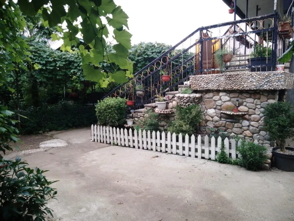 Уютная комната на берегу моря