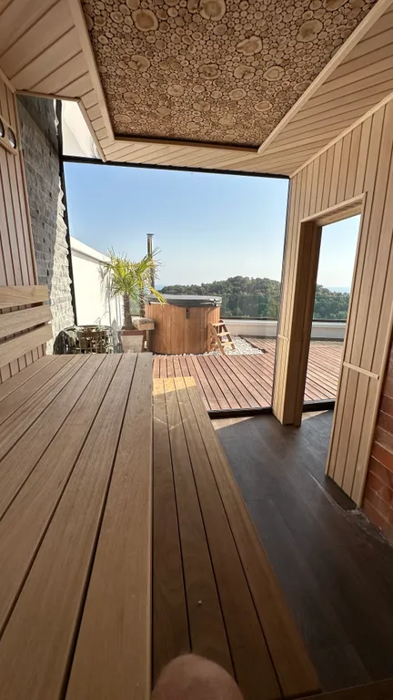 Коттедж Бали — Хоста