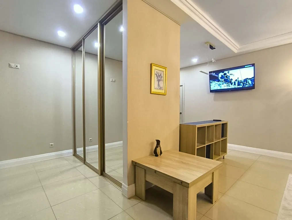 Роскошные апартаметы с КАМИНОМ в исторической части города