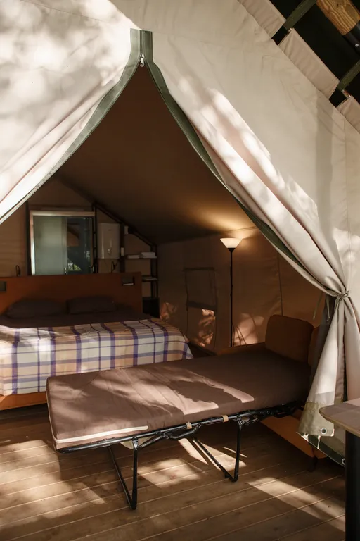 Коттедж Коттедж Глэмпинг на берегу Пироговского водохранилища — Болтино