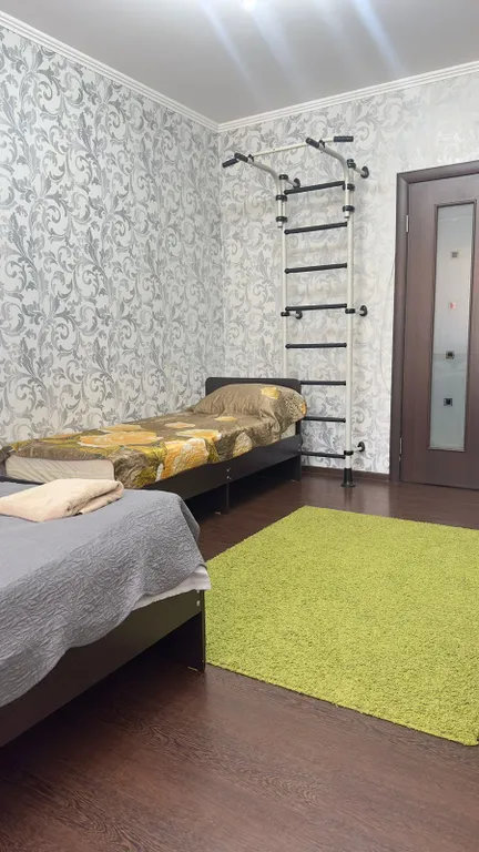 Квартира Просторные апартаменты — Элиста