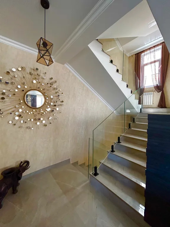 Уютный дом с шикарным видом на море и горы