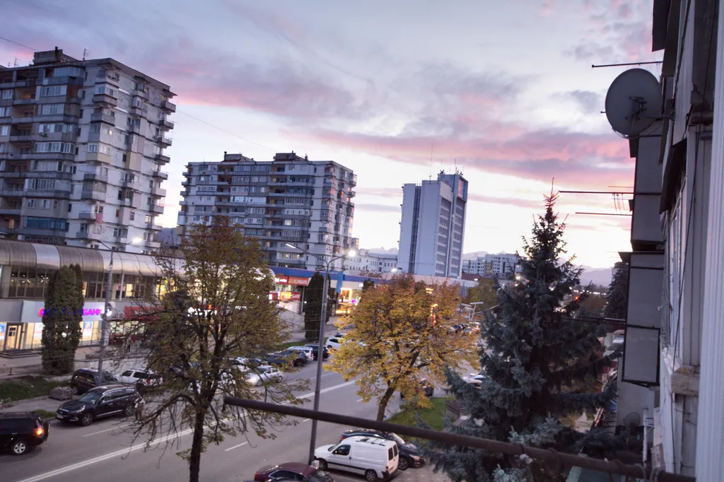 Просторная 2 ком. квартира в центре Нальчика у Атажукинского парка