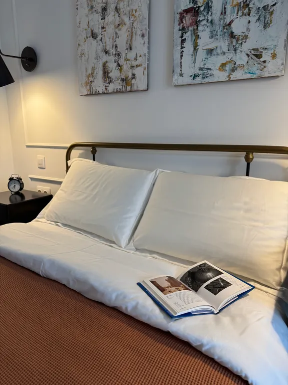 Квартира The Library Apartment - апартаменты с библиотекой в центре Петербурга — Санкт-Петербург