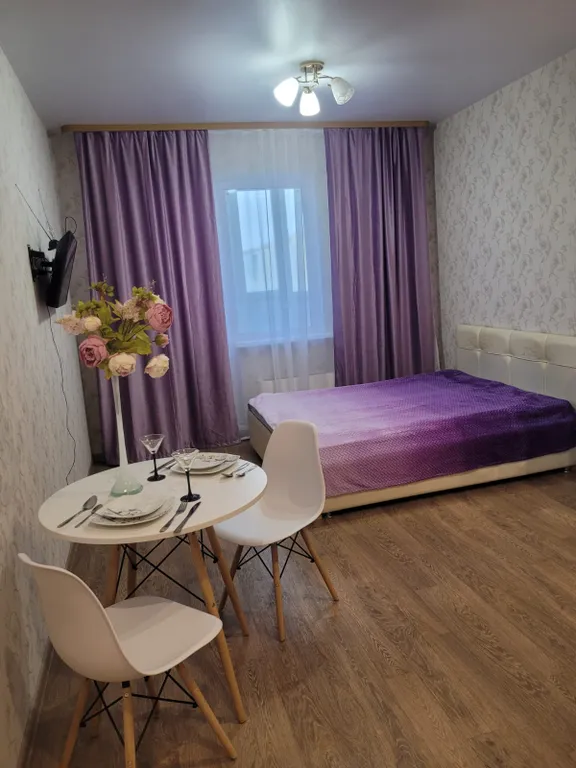 Уютная квартира в центре города — аренда посуточно в Сургут