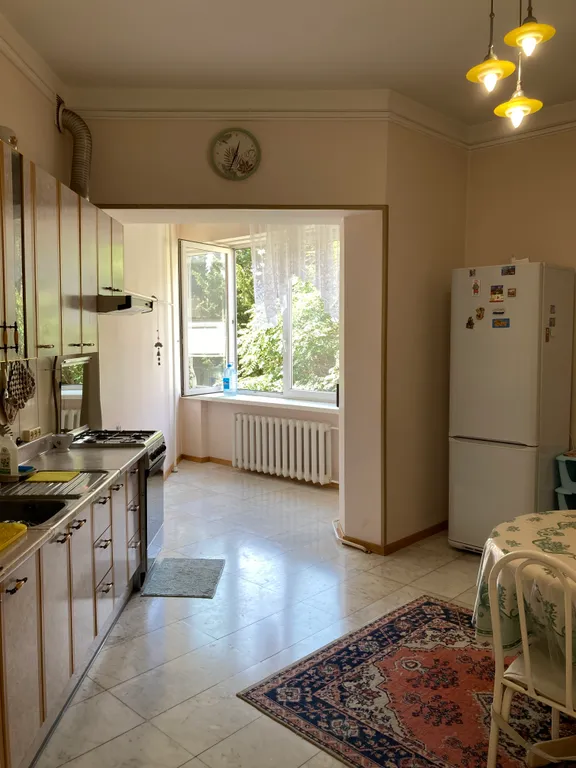 Квартира с просторным балконом в центре Геленджика — аренда посуточно в Геленджик