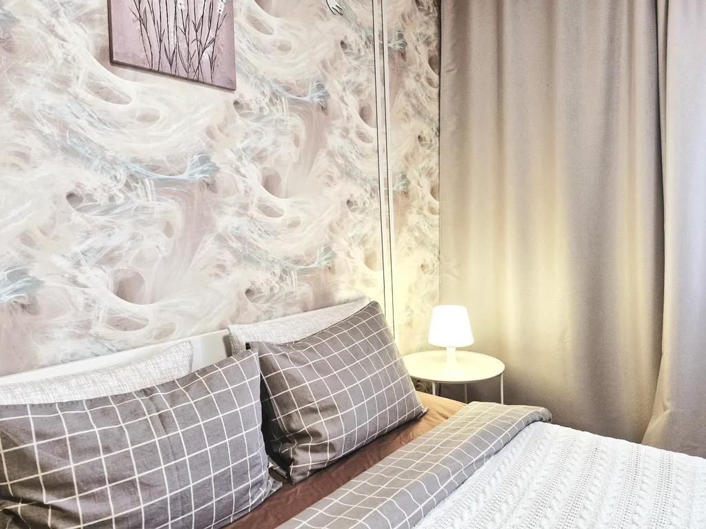 Просторная двухкомнатная квартира — аренда посуточно в Барнаул