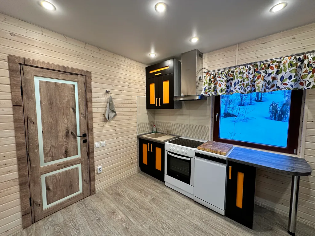 Коттедж с видом на Кольский залив