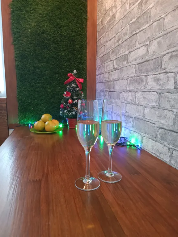 Квартира Двухкомнатная квартира недалеко от моря, рынка, океанариума и дельфинария — Адлер