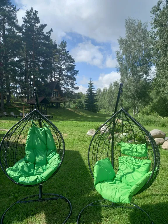 Дом под соснами