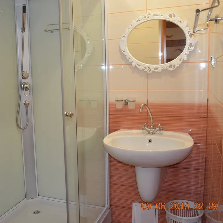 Двухкомнатные апартаменты - студия 1 этаж