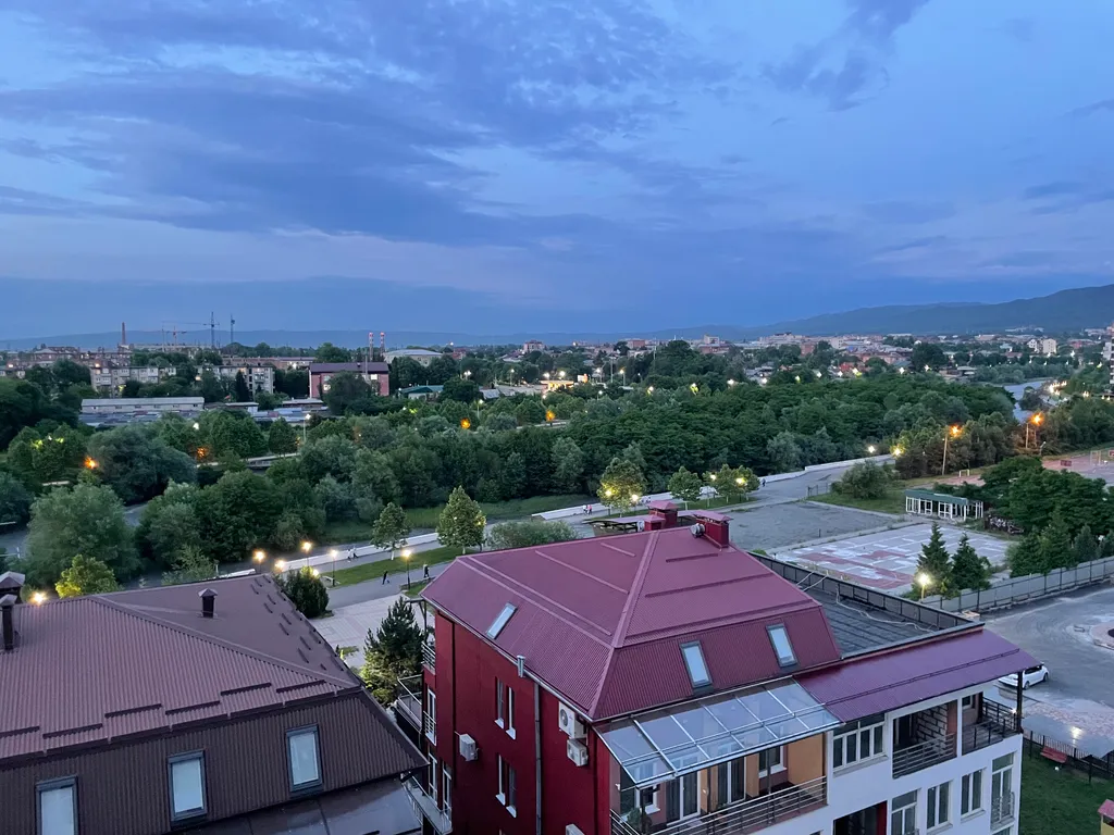 Две спальни, два санузла, центр, красивый вид на реку