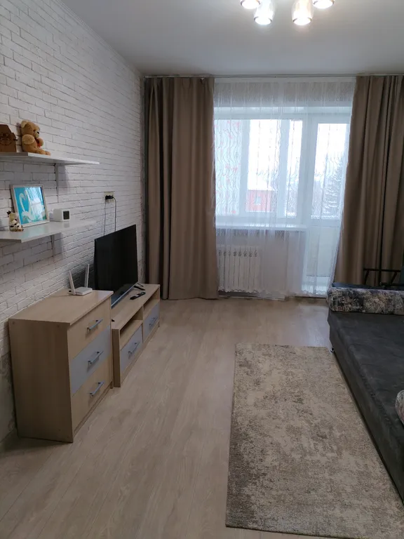 Уютная квартира с видом на санаторий Беловодье