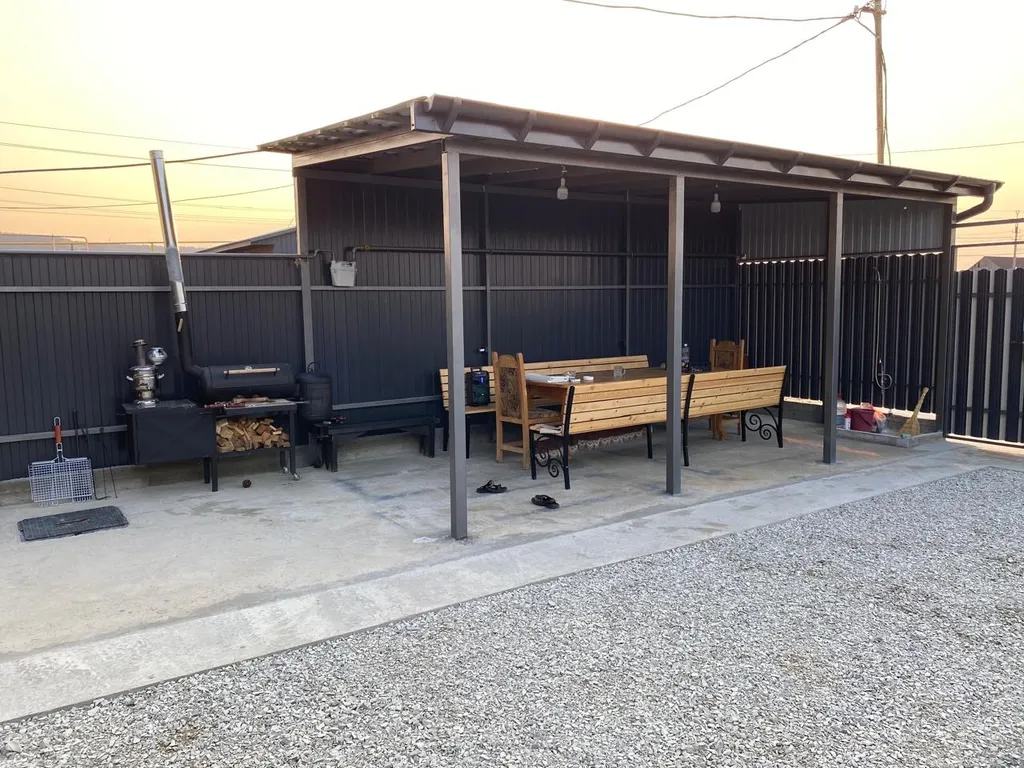 Уютный коттедж у горячего серовородного источника