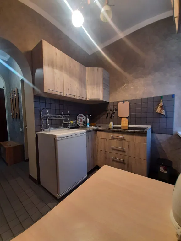 Четырехместный номер с отдельным входом №2