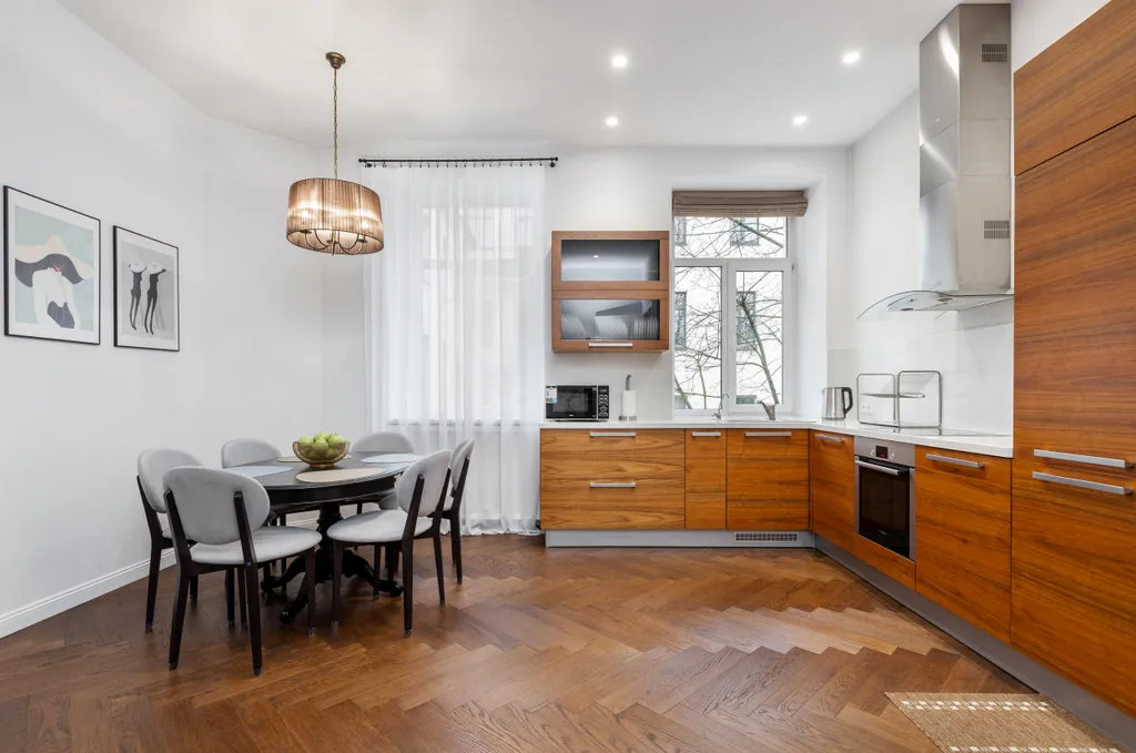 Элитный 4-комнатный апартамент в самом центре