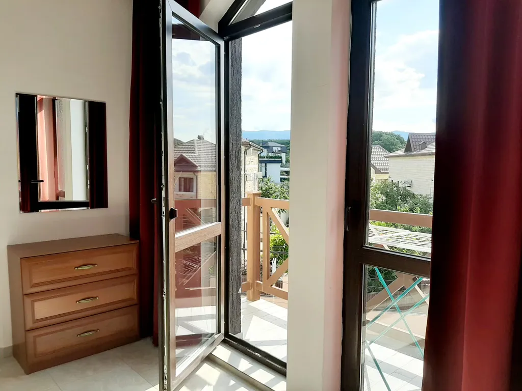 Квартира Квартира Светлая студия у моря — Геленджик