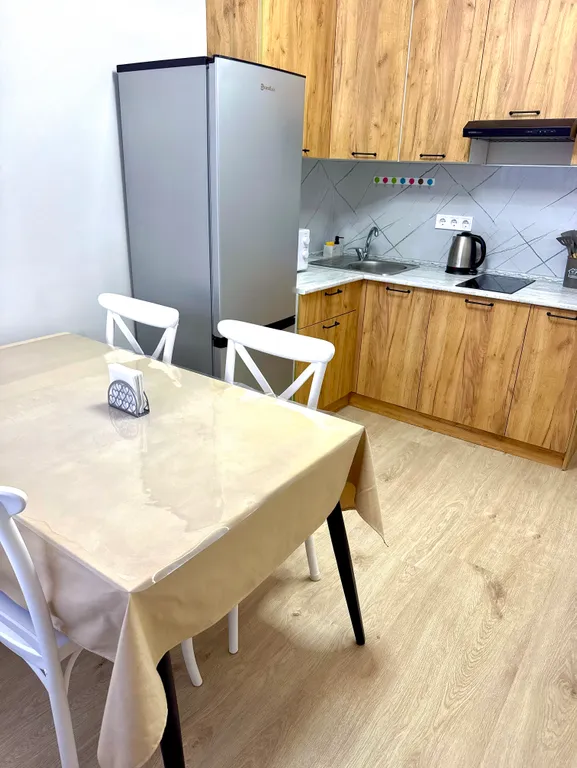 3-комнатная квартира в доме бизнес класса в самом центре левого берега столицы