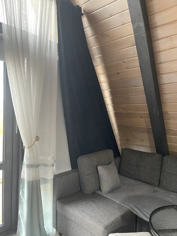 А фрейм дом шалаш