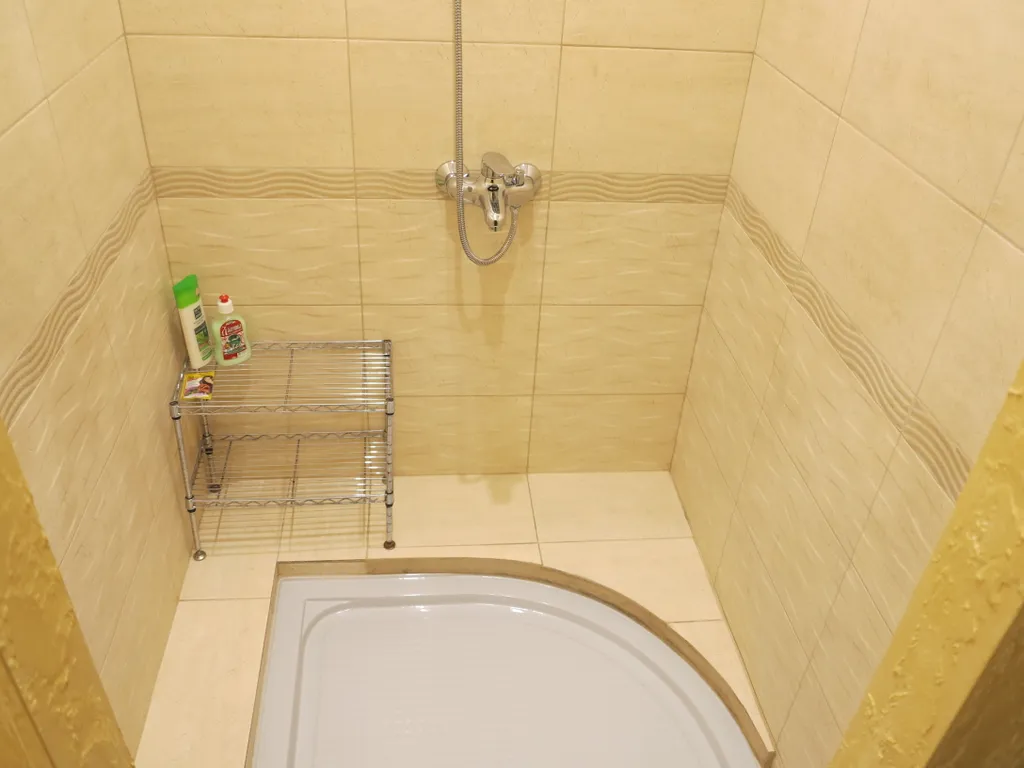 Коттедж Гостевой дом в центре города (только для проживания) — Элиста