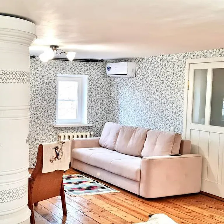 Домик в лотосах (Основной дом)