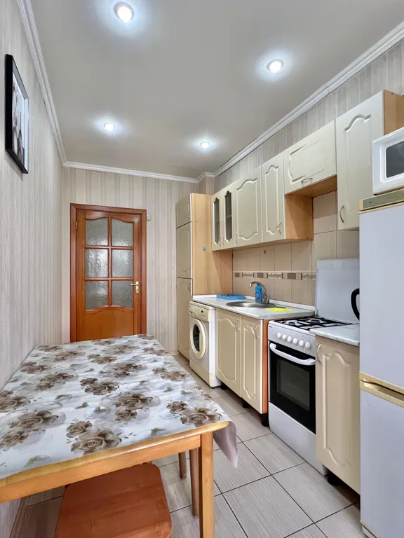 Возвращаем предоплату, Арбат, Метро