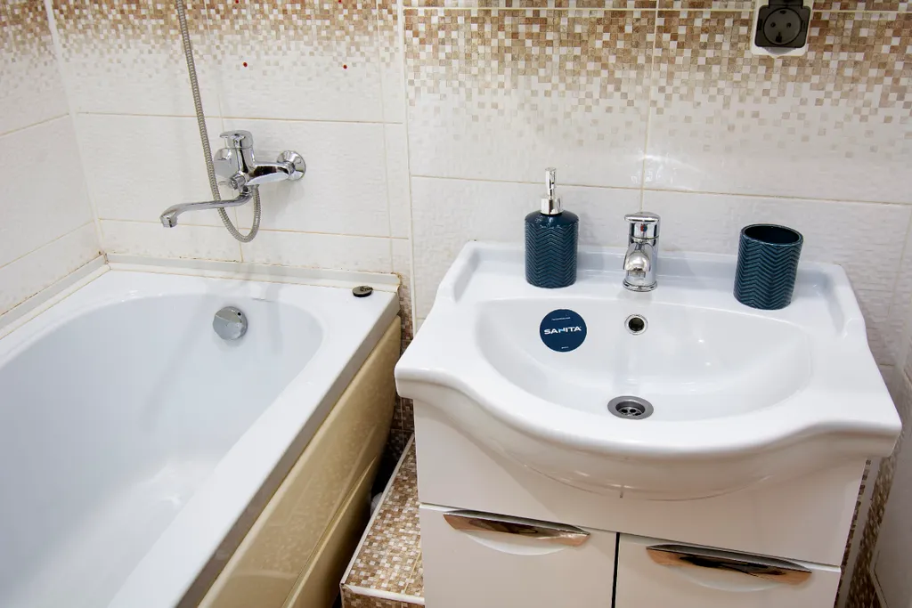 2х комнатная квартира с раздельной кухней недалёко от центра города