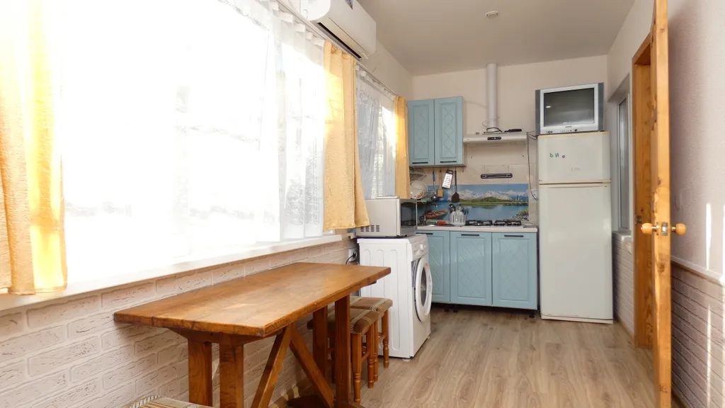 Уютная 2-комнатная квартира в центре поселка с развитой инфраструктурой