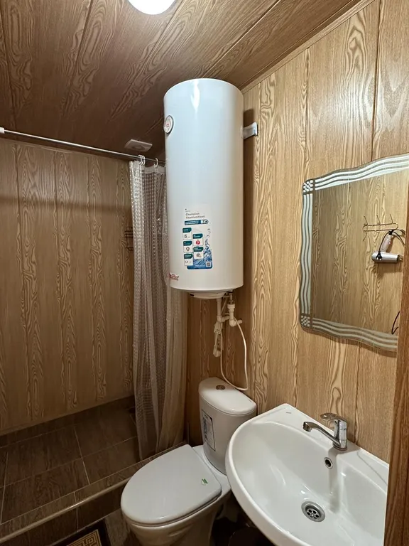 Домик с видом на горы