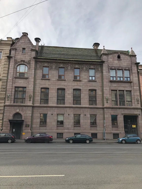 Квартира Двухуровневая комната  в знаменитом Доме Бажанова — Санкт-Петербург