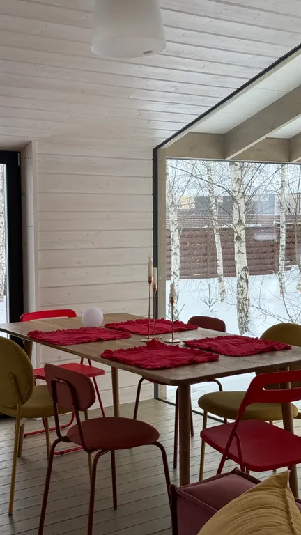 Большой новый дом с сауной и камином в элитном поселке