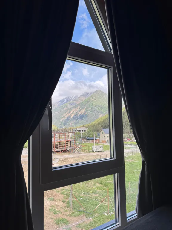 Новый уютный А-фрейм дом