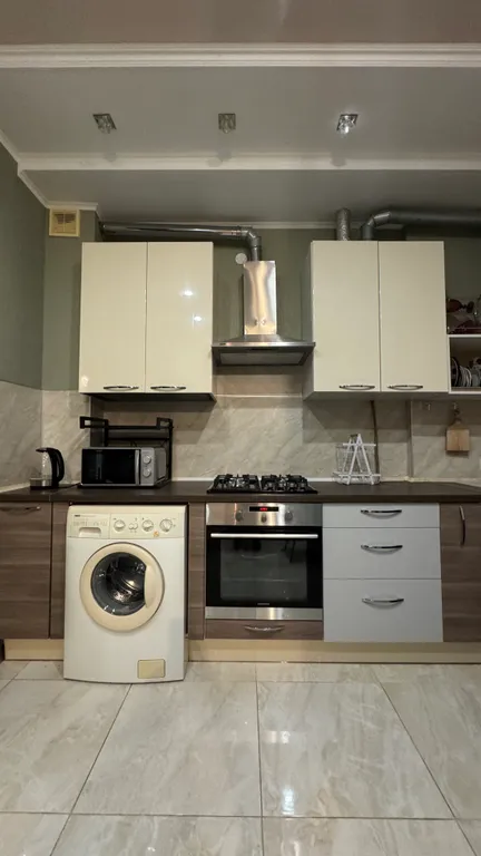 Уютная 2-комнатная современная квартира в центре