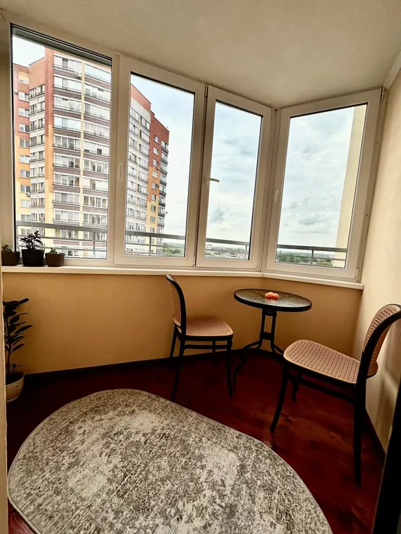 Однокомнатная квартира- студия в центре города