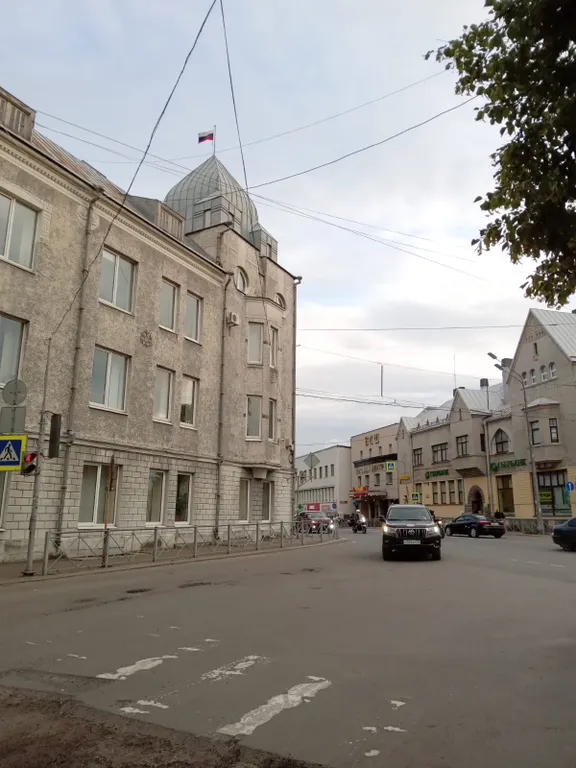 Уникальная большая квартира в историческом центре