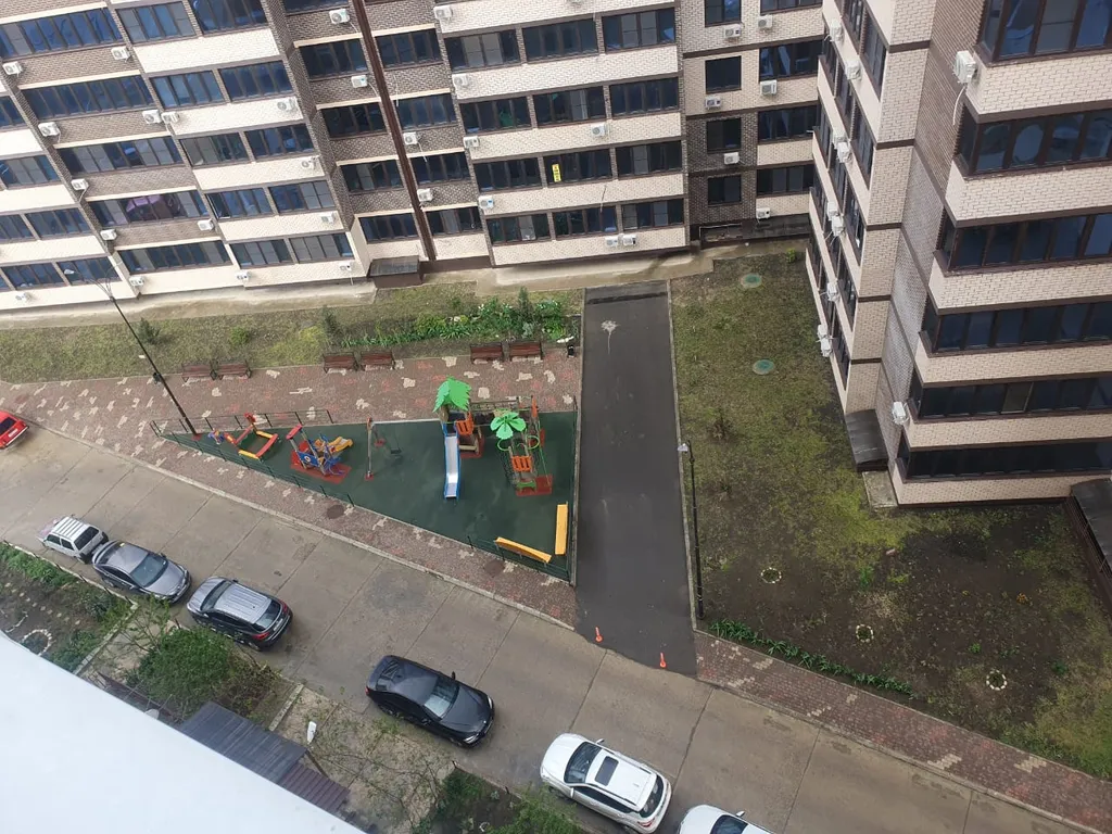 Просторная квартира в тихом районе