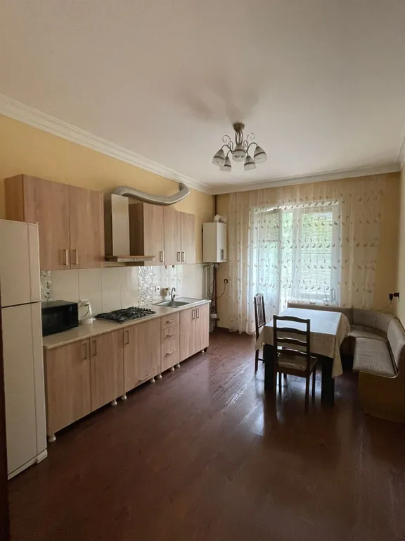 Двушка с удобной парковкой