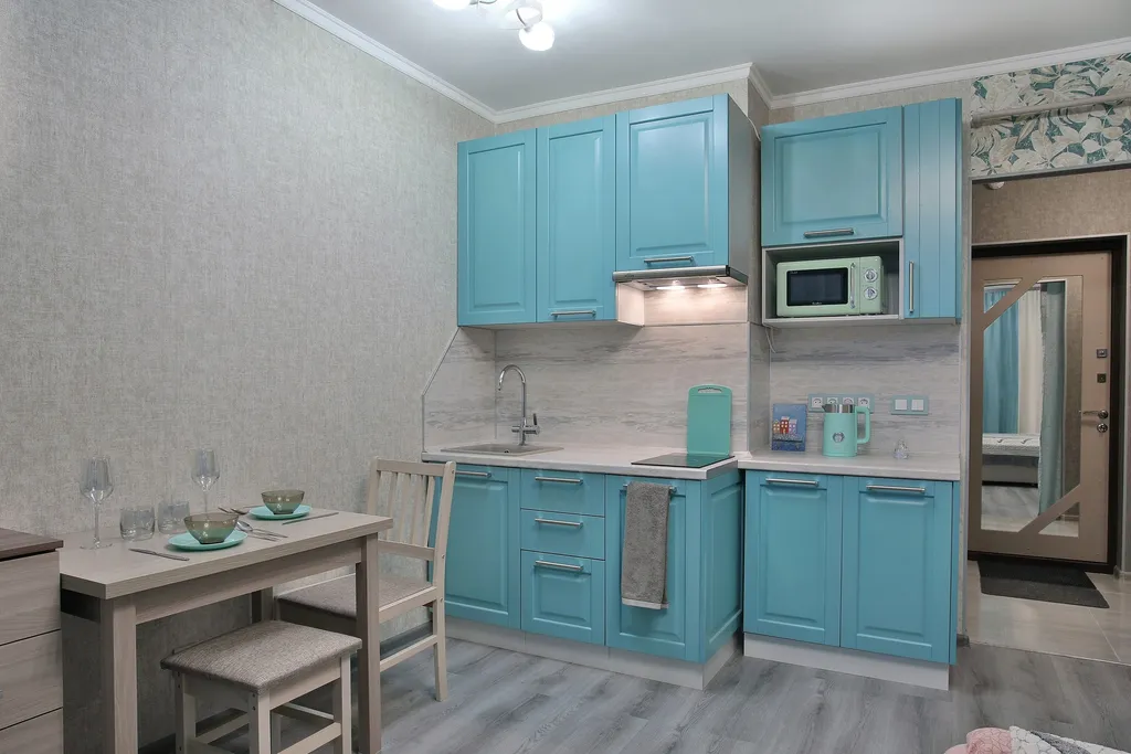 Lux Blue apartment с ванной и большим ТВ (1ый ЖК от метро, 700 метров)