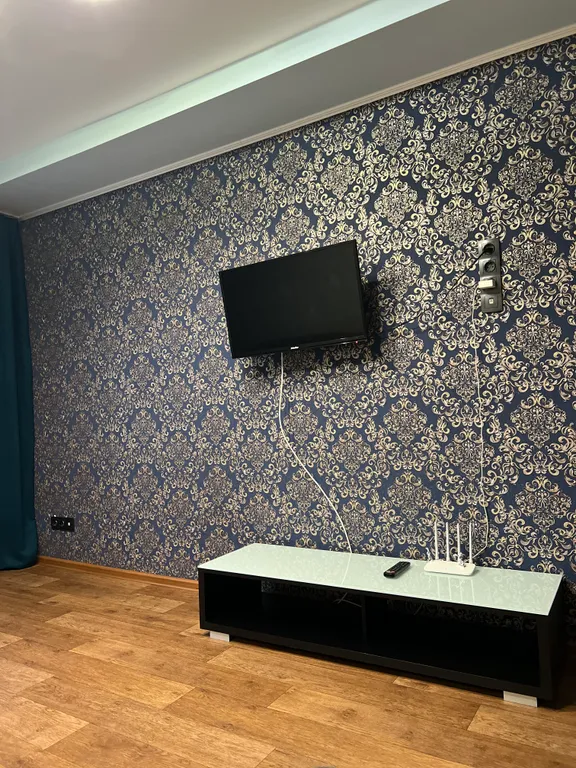 Квартира у сквера