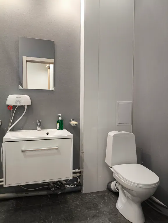 Двушка с высокими потолками в новостройке после ремонта