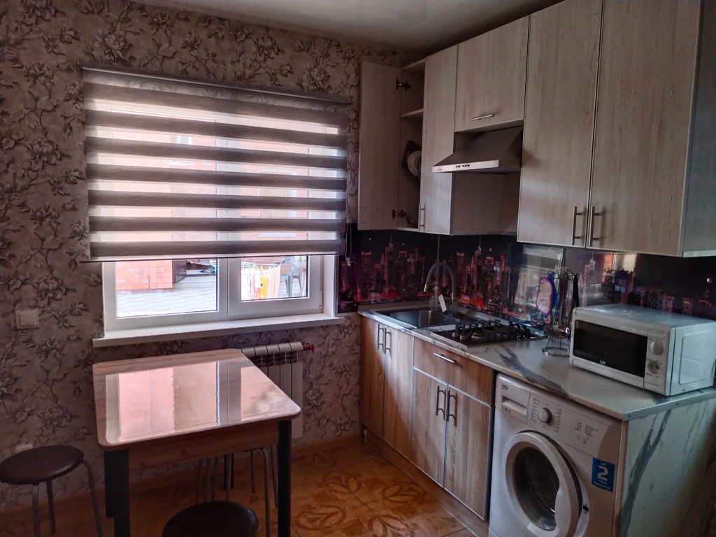 Дом возле моря