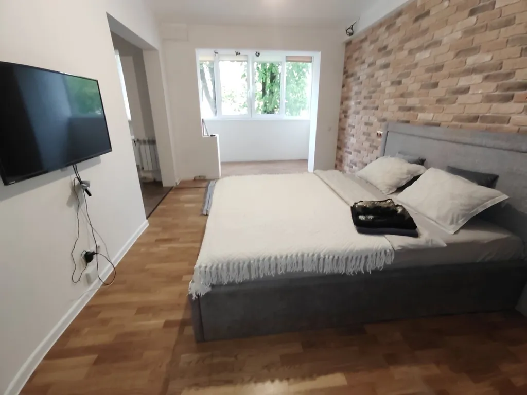 Атмосферная однушка рядом с метро