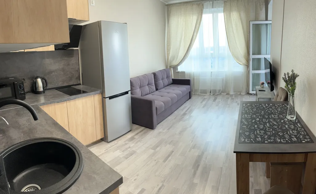 Апартаменты на 28 этаже