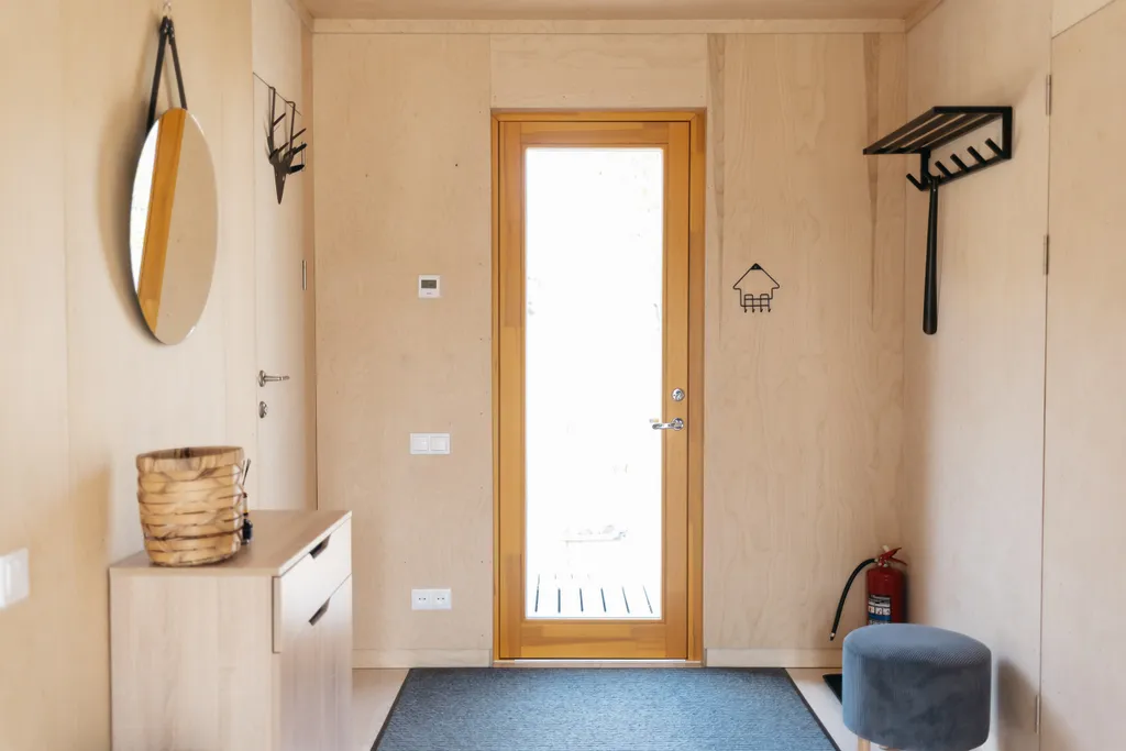 Уютный семейный дом в сосновом лесу