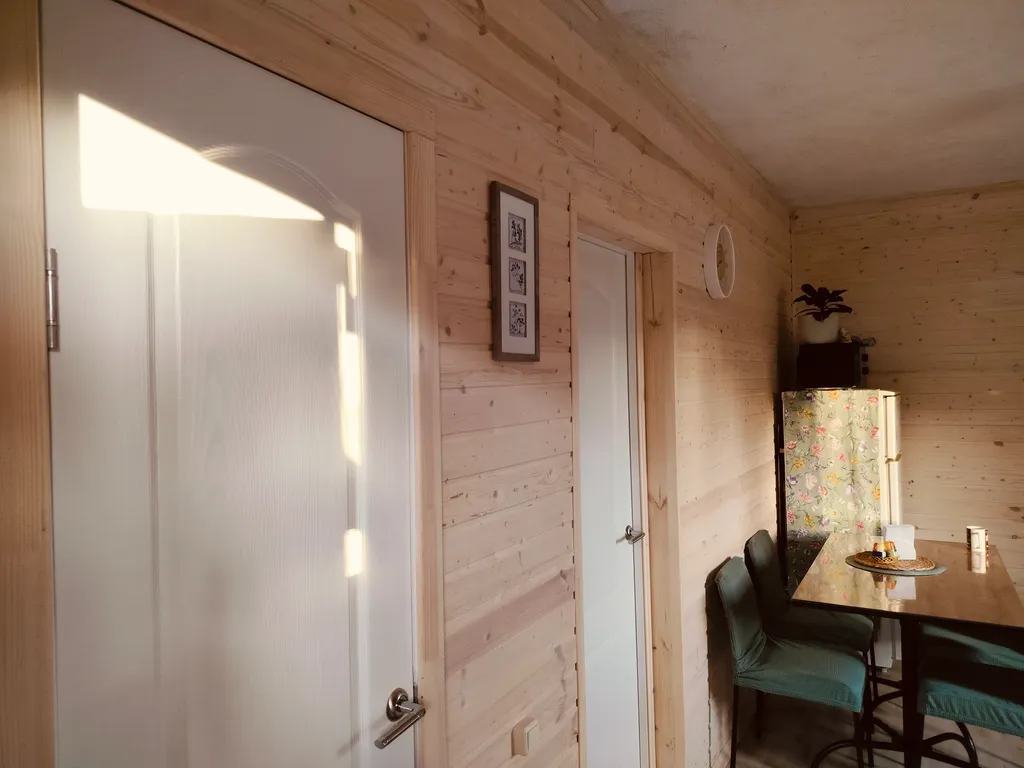 Новый дом  около леса