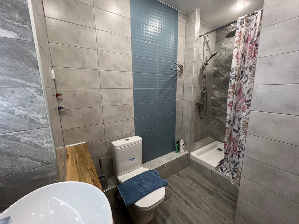 2-комнаты в центре с камином и подземной парковкой